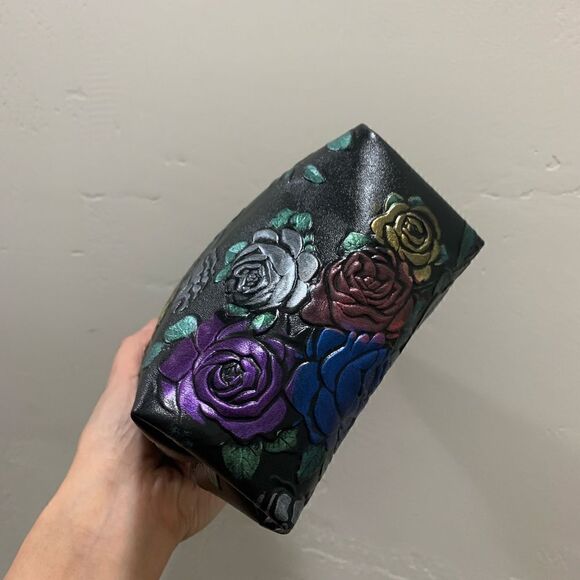 Handmade Genuine Embossed Rose Cowhide Clutch/Phone Case, Kiss Clasp/Clip Pouch - Picture 16 of 16